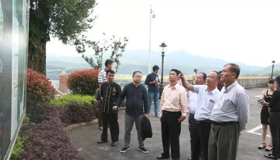 缅甸克钦邦红十字会一行参观腾冲高黎贡文化创意产业园区